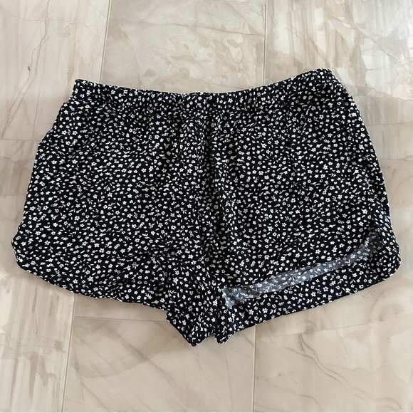 Garage ditsy floral shorts - Picture 1 of 3